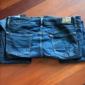 American eagle medium wash skinny kick jeans